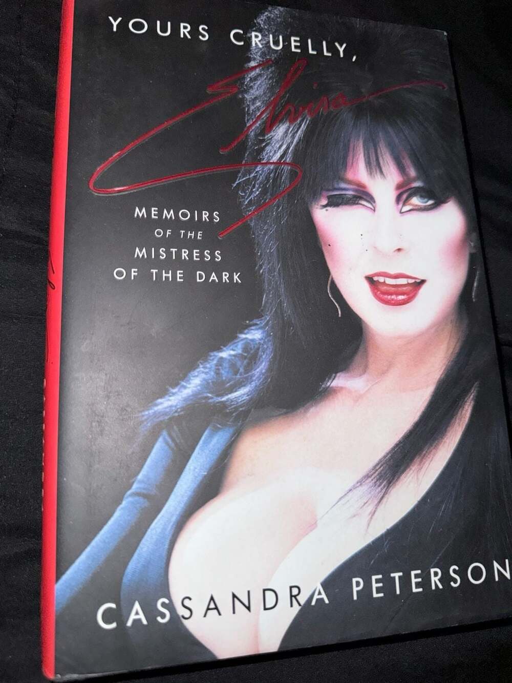 CASSANDRA PETERSON Signed Autograph 1st Ed Book "Yours Cruelly, Elvira" JSA